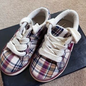 Polo by Ralph Lauren boys shoes size 6
